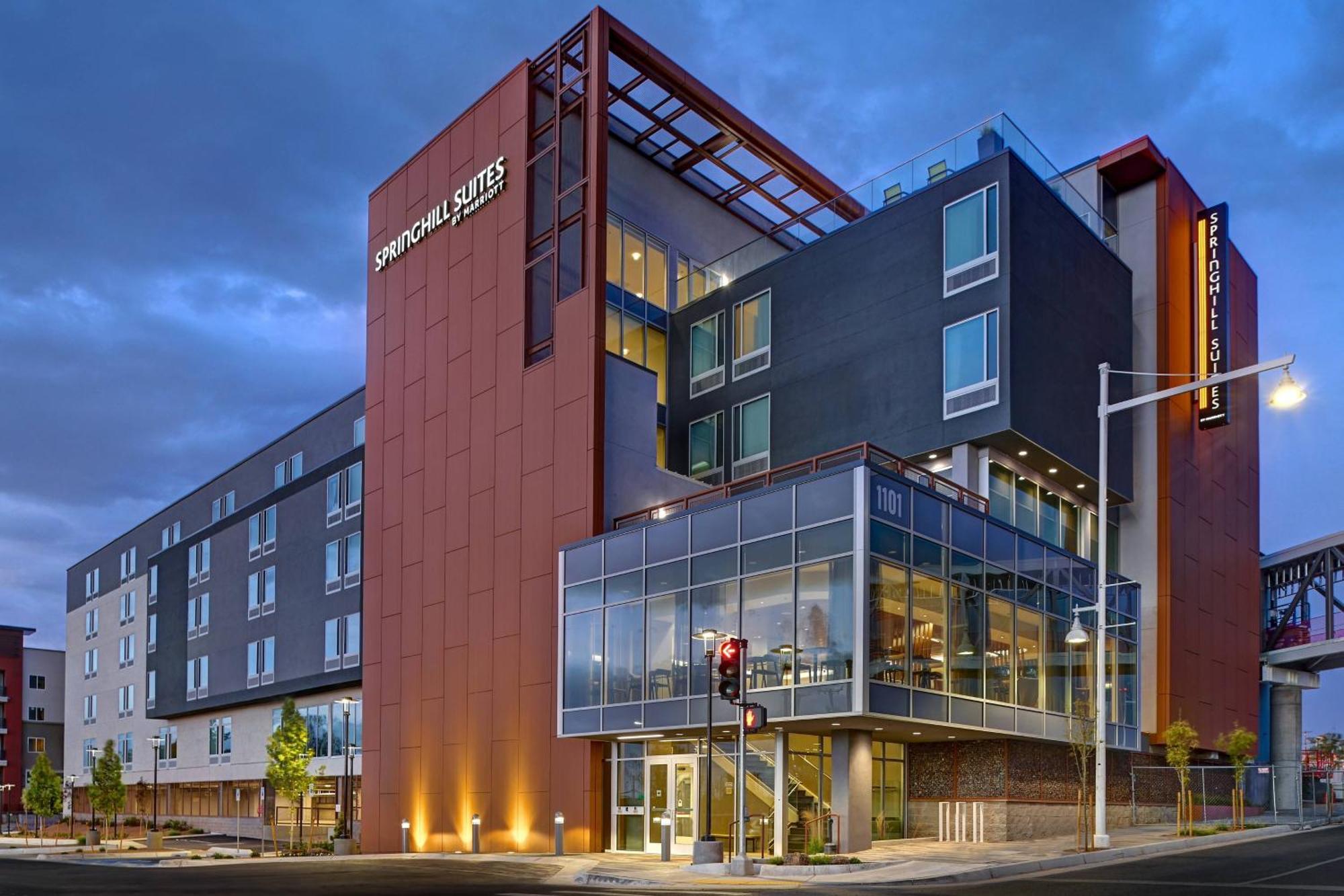Springhill Suites By Marriott Albuquerque University Area Exterior foto
